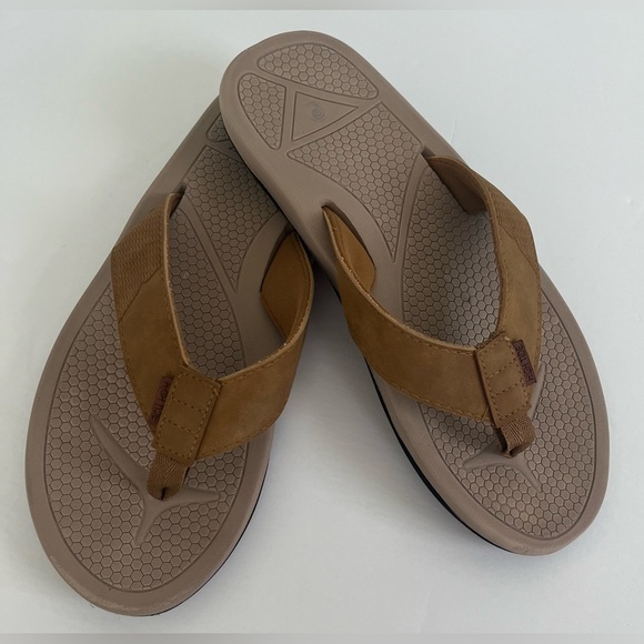 High Tide Flip Flops Size 11.5 - Picture 3 of 8